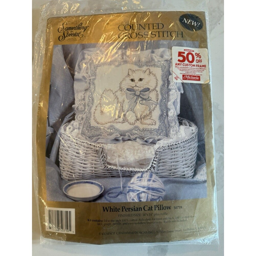 White Persian Cat Pillow Cross Stitch Kit Grannycore Candamar Designs 14x14 New